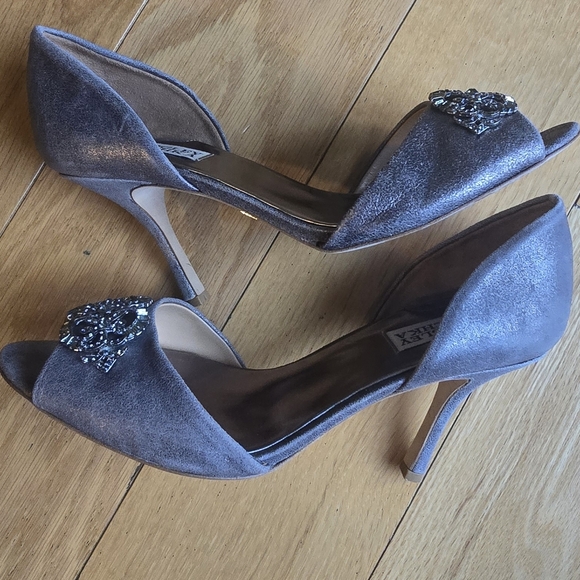 Badgley Mischka Salsa Peep Toe Heels Metallic Pewter Size 9 - Picture 7 of 9